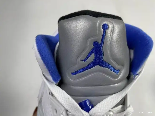 Kick Theory (2021) Stealth Jordan Retro White 5 DD0587-140 Air 0508